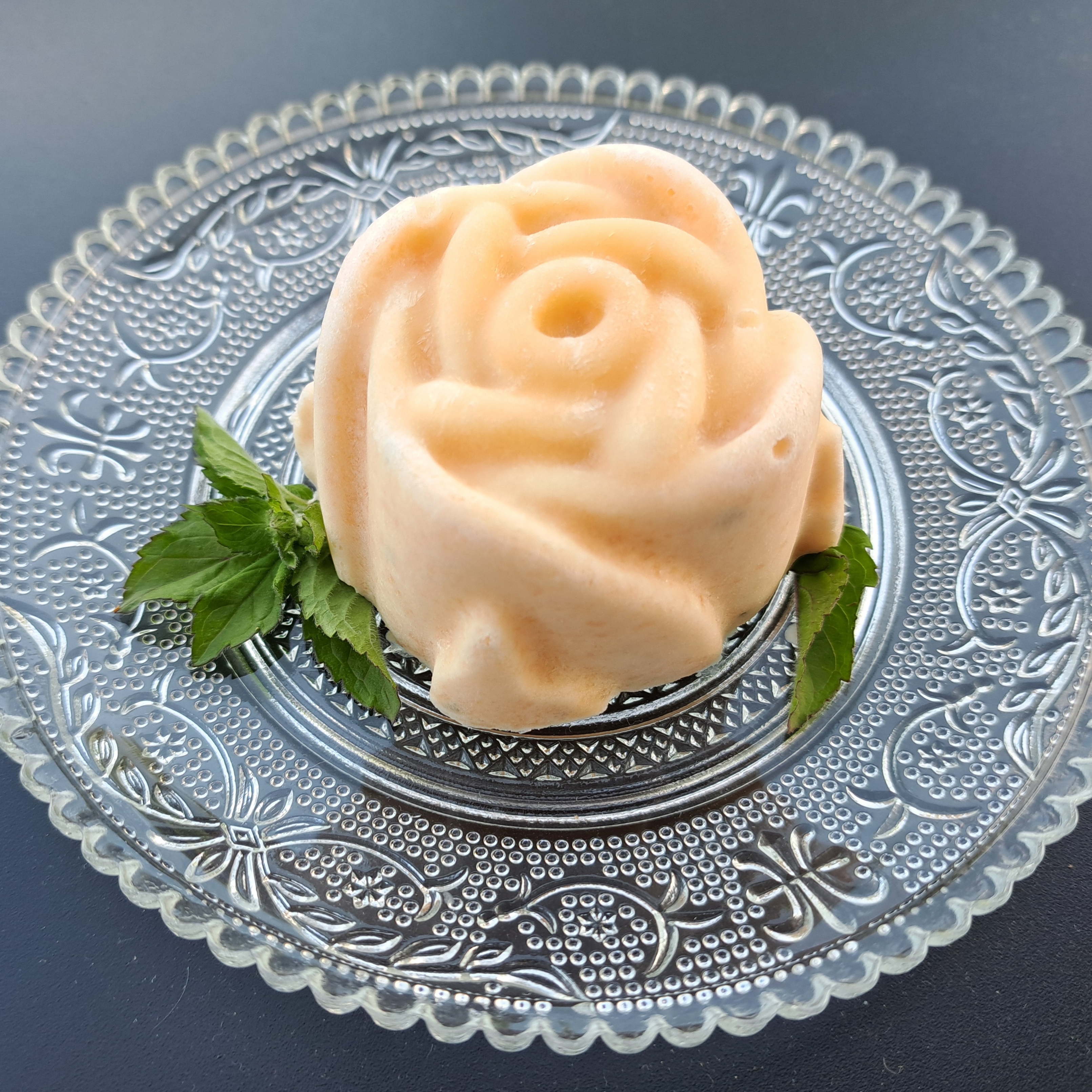 Melonen-Parfait mit Baiser