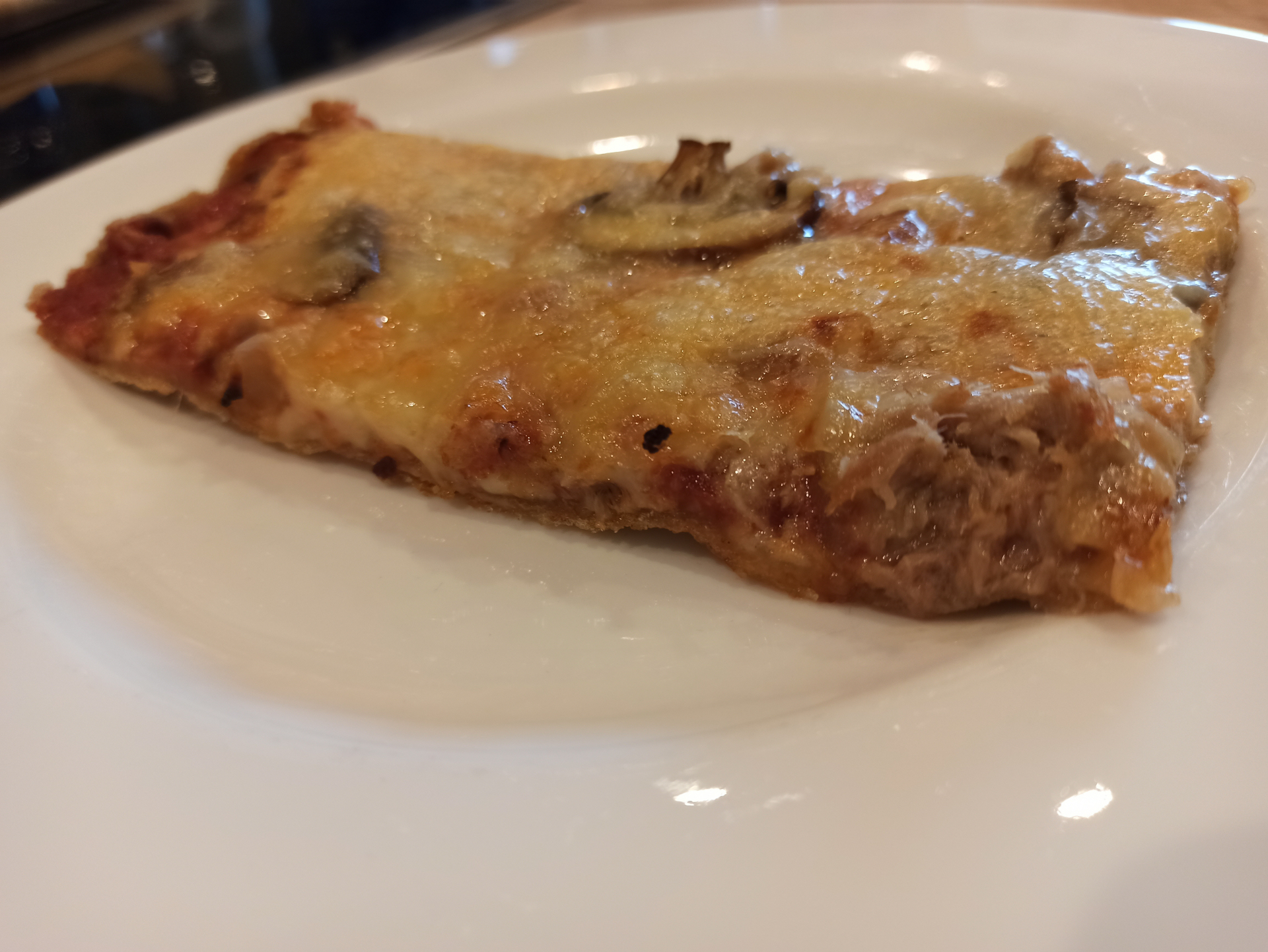 This Pizza is lectin free (made with Cassava flour)